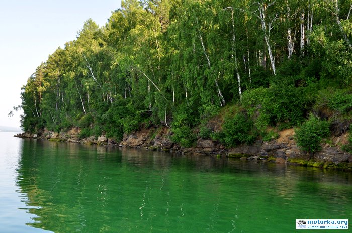 Берег Иркутского водохранилища Берег Иркутского водохранилища