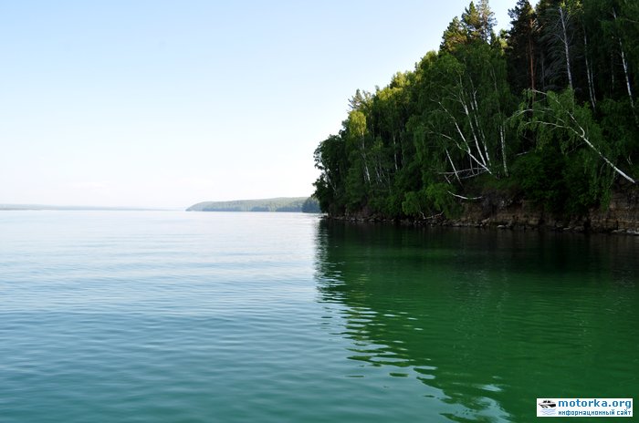 Берег Иркутского водохранилища Берег Иркутского водохранилища
